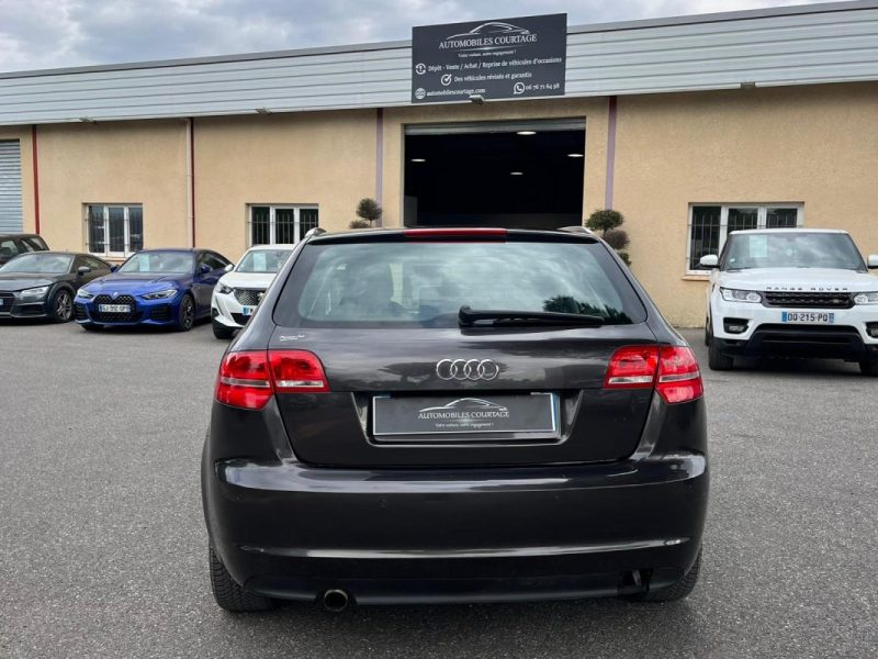 AUDI A3 1.6 TDI 105 ATTRACTION 2010