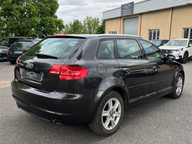 AUDI A3 1.6 TDI 105 ATTRACTION 2010