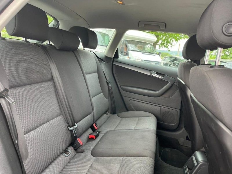 AUDI A3 1.6 TDI 105 ATTRACTION 2010