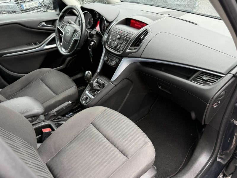 Opel Zafira Tourer 1.6 CDTI 120ch Edition Garantie 6 Mois