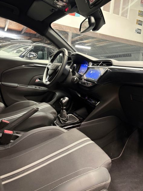 MAGNIFIQUE OPEL CORSA GS 1.2 100CH (CAMÉRA DE RECUL, SIEGES CHAUFFANTS, VOLANT CHAUFFANT, CARPLAY)