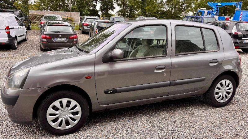 RENAULT CLIO 1.5 DCI 2002