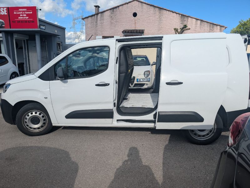 CITROEN BERLINGO 1.5 blue-HDI 100CH CONTROL CABINE APPROFONDIE XL 3PLACES 2 PORTES LATERALE APPLE CA