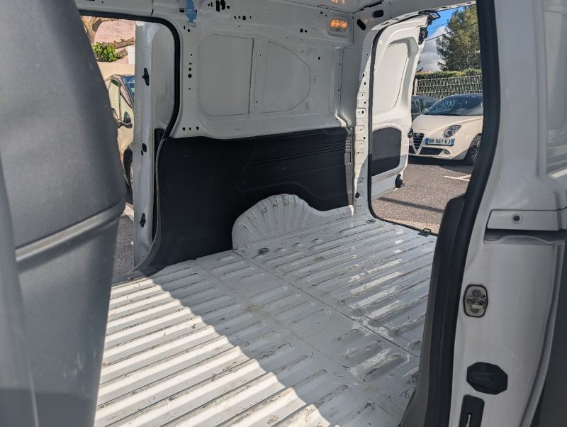 CITROEN BERLINGO 1.5 blue-HDI 100CH CONTROL CABINE APPROFONDIE XL 3PLACES 2 PORTES LATERALE APPLE CA