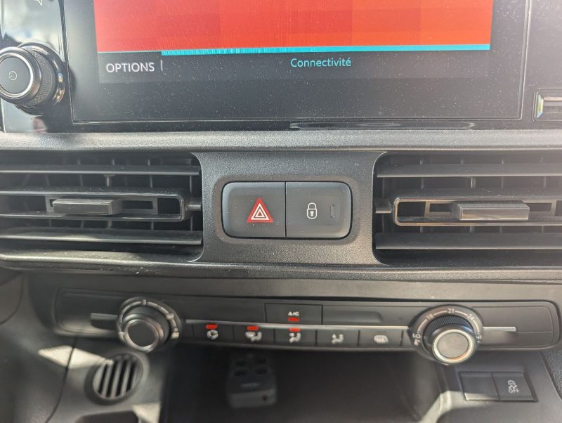 CITROEN BERLINGO 1.5 blue-HDI 100CH CONTROL CABINE APPROFONDIE XL 3PLACES 2 PORTES LATERALE APPLE CA