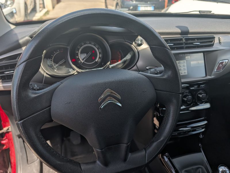 Citroen c3 ii 82ch feel edition gps/apple car play crit'air 1 garantie 12 mois 2eme main