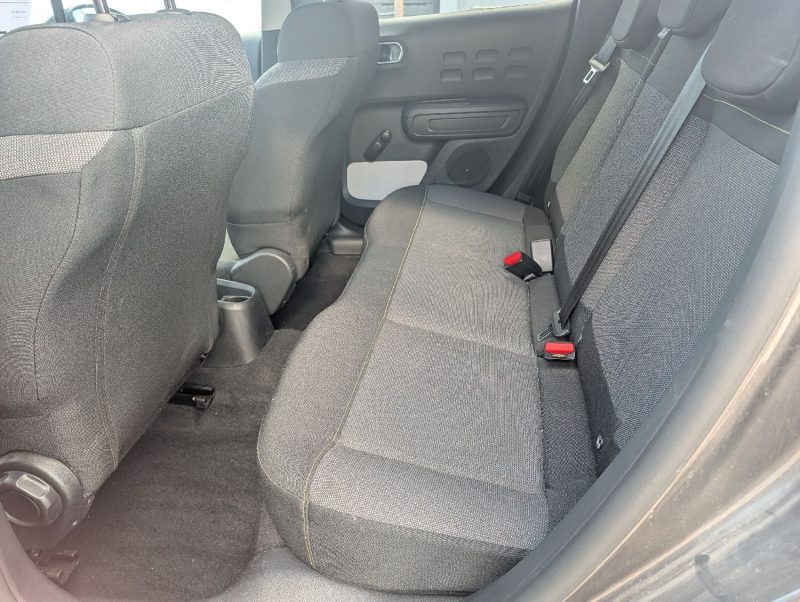 Citroen c3 ii 1.2 puretech 82ch -series 30.000kms etat proche du neuf garantie 12 mois crit 'air 1