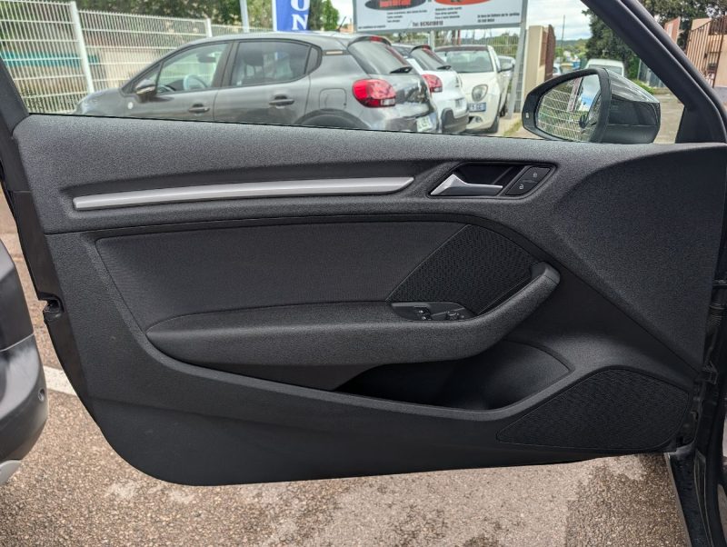 Audi a3 1.4tfsi 122ch ambiente gps/xenons excellent etat garantie 12 mois