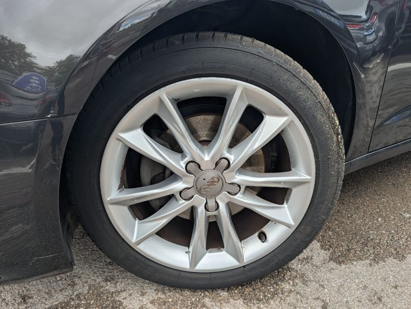 Audi a3 1.4tfsi 122ch ambiente gps/xenons excellent etat garantie 12 mois