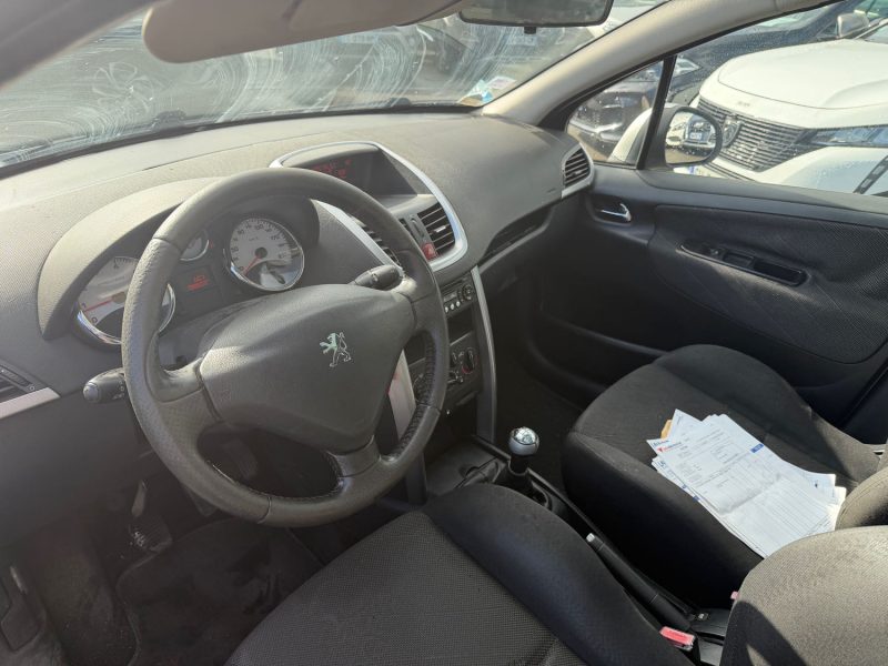 PEUGEOT 207 SW 1.4 VTI 95CH 16V PREMIUM GARANTIE