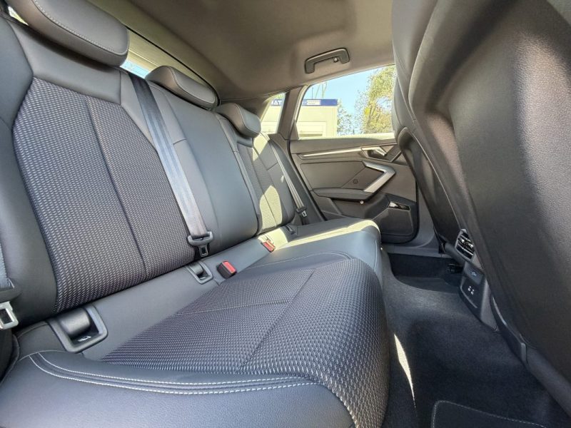 AUDI  A3 SPORTBACK 35 TDI S-LINE 2025