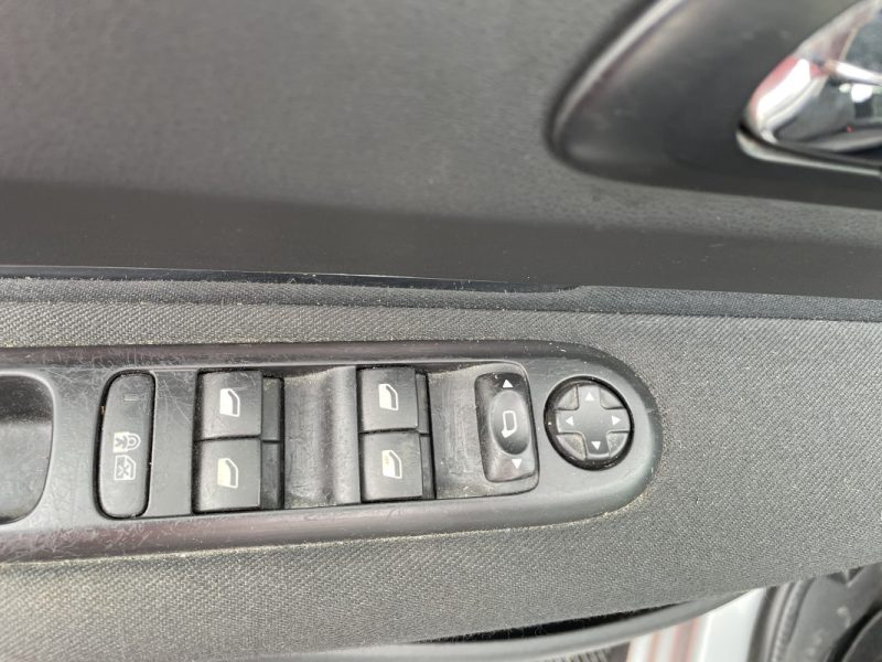 PEUGEOT 3008 1.6 VTI  120CV    GARANTIE 3/12 MOIS 2012