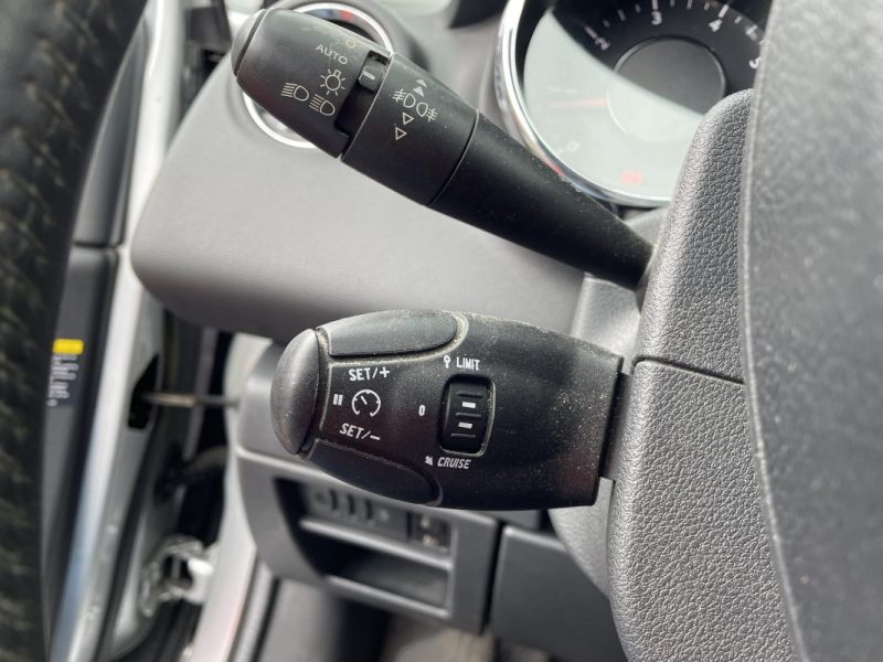 PEUGEOT 3008 1.6 VTI  120CV    GARANTIE 3/12 MOIS 2012