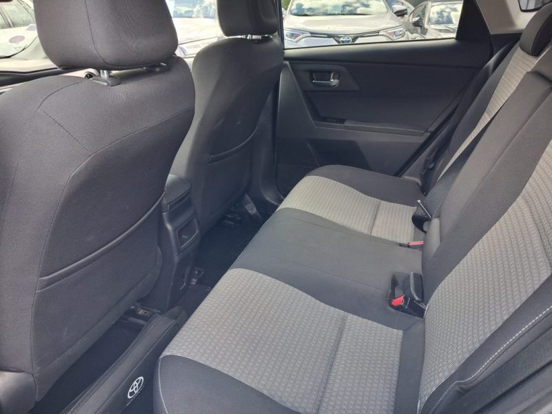 TOYOTA AURIS HSD 136H DESIGN HYBRID ATTELAGE  2018