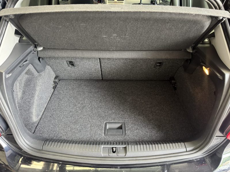 VOLKSWAGEN POLO 1.2 TSI 90ch BLUEMOTION TECHNOLOGY LOUNGE 2015