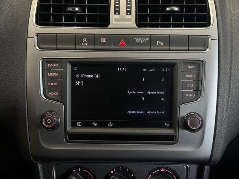 VOLKSWAGEN POLO 1.2 TSI 90ch BLUEMOTION TECHNOLOGY LOUNGE 2015