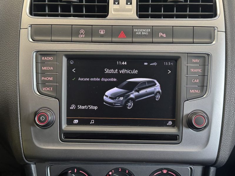 VOLKSWAGEN POLO 1.2 TSI 90ch BLUEMOTION TECHNOLOGY LOUNGE 2015