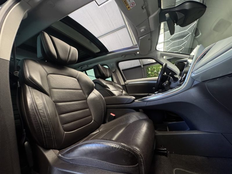 RENAULT ESPACE V 1.6 DCI 160ch INITIALE PARIS 