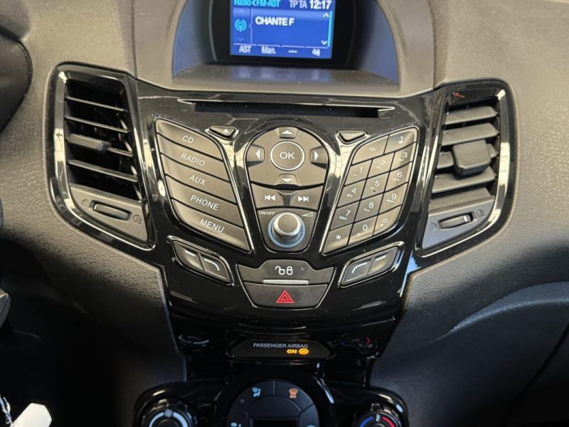 FORD FIESTA 1.0 ECOBOOST 100ch  TITANIUM 5P 