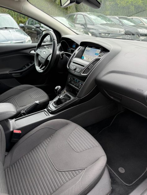 FORD FOCUS 1.0 ECOBOOST 125CH STOP&START TITANIUM 2017
