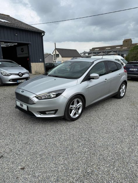 FORD FOCUS 1.0 ECOBOOST 125CH STOP&START TITANIUM 2017