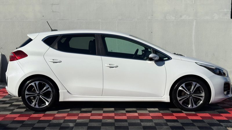 KIA CEE-D 1.6 CRDI 136CH  GT LINE  2016