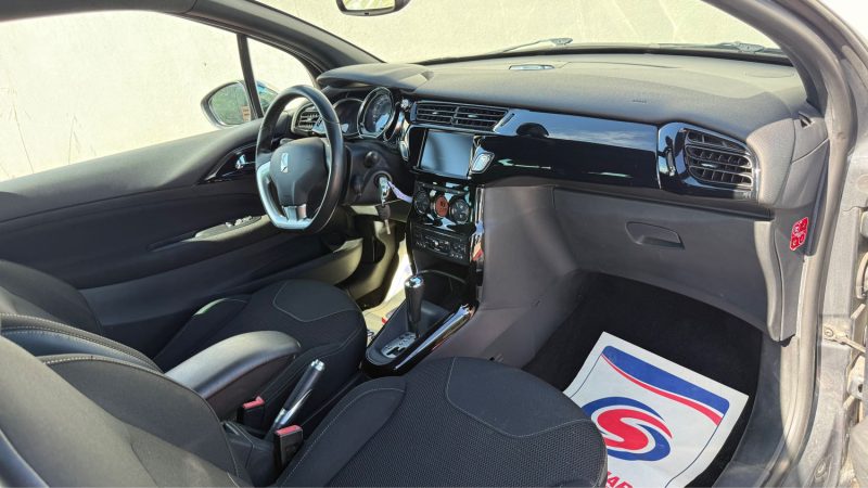 CITROËN DS3 1.6 VTI 120 SO CHIC BOITE AUTO 2012