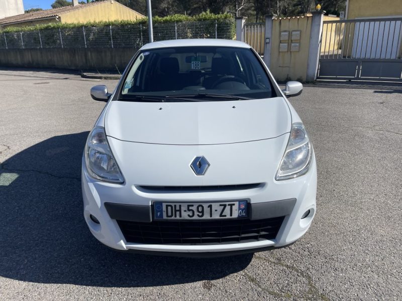 RENAULT CLIO ZEN 1.2 16V 75CV PREMIERE MAIN CT OK CLIM GARANTIE 
