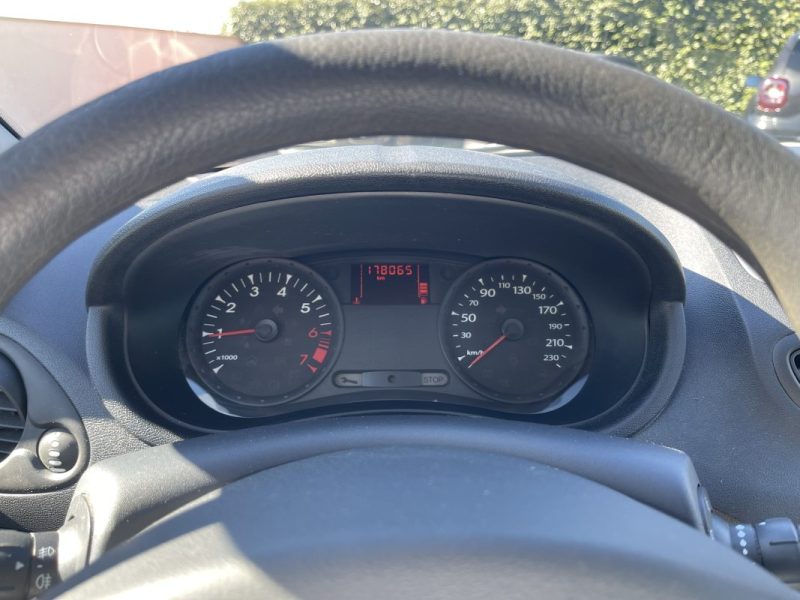 RENAULT CLIO ZEN 1.2 16V 75CV PREMIERE MAIN CT OK CLIM GARANTIE 