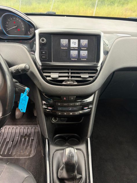 PEUGEOT 2008 1.6 BLUEHDI 100CH FÉLINE CUIVRE 