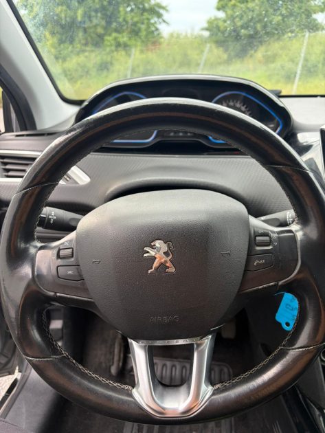 PEUGEOT 2008 1.6 BLUEHDI 100CH FÉLINE CUIVRE 
