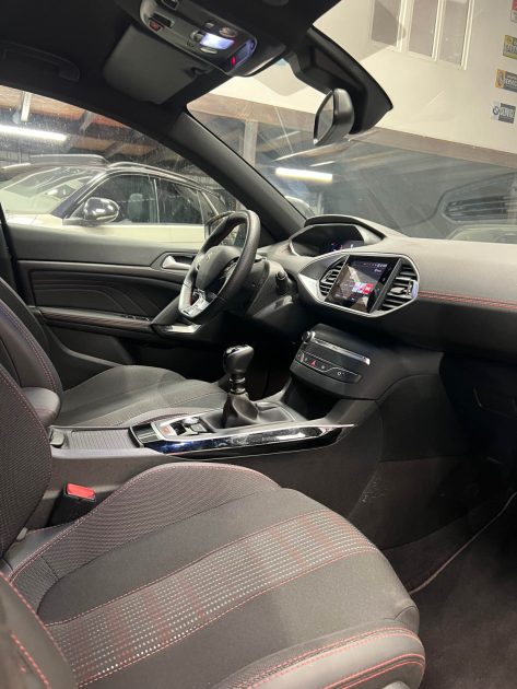 MAGNIFIQUE PEUGEOT 308 GT LINE BLUE HDI 130 CH (CAMÉRA DE RECUL APPLE CARPLAY) ⭐️⭐️⭐️⭐️⭐️