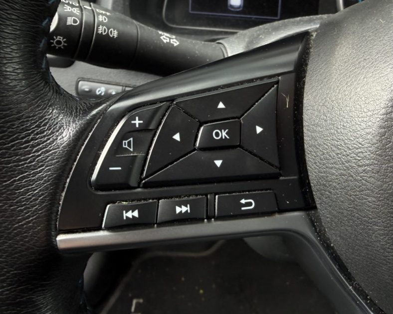 NISSAN LEAF 40KWH 150ch N-Connecta - Electrique - Chargeur Rapide CHAdeMO - Garantie 6 Mois