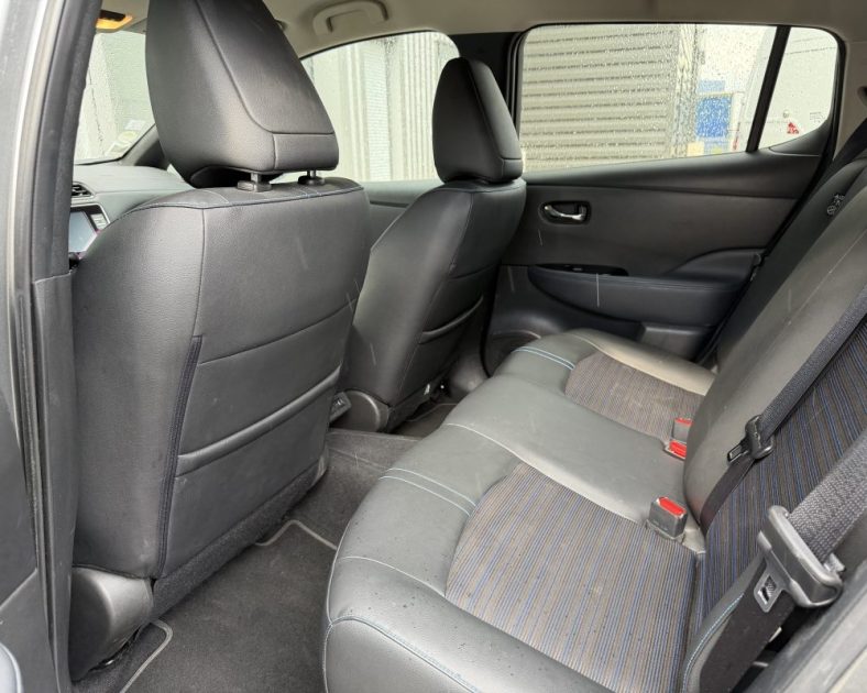 NISSAN LEAF 40KWH 150ch N-Connecta - Electrique - Chargeur Rapide CHAdeMO - Garantie 6 Mois