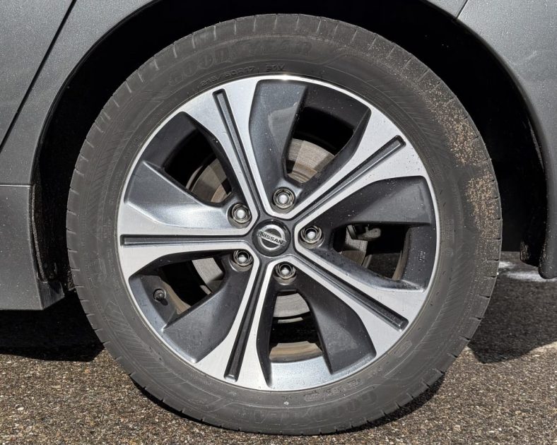 NISSAN LEAF 40KWH 150ch N-Connecta - Electrique - Chargeur Rapide CHAdeMO - Garantie 6 Mois