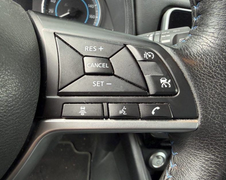 NISSAN LEAF 40KWH 150ch N-Connecta - Electrique - Chargeur Rapide CHAdeMO - Garantie 6 Mois