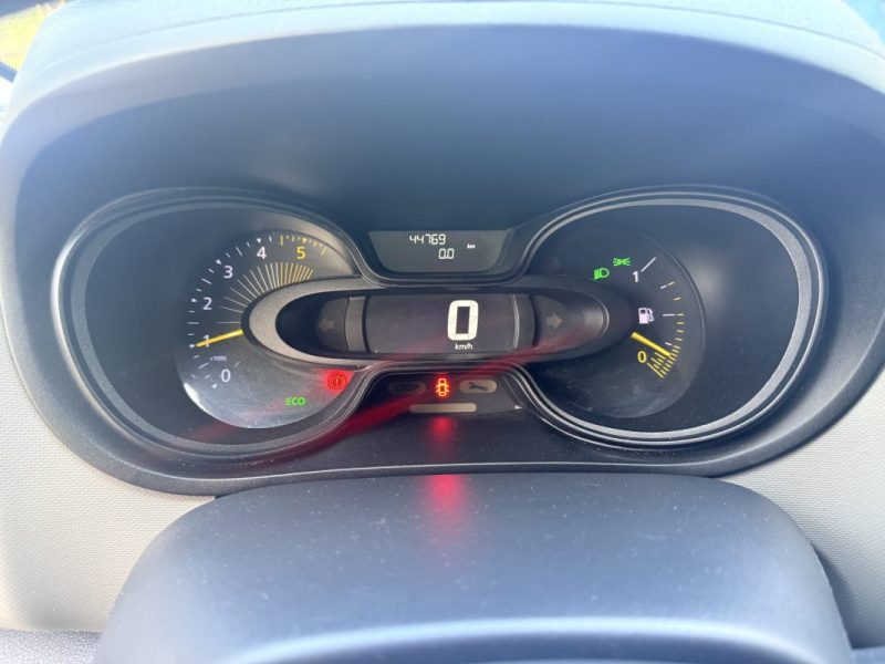 RENAULT TRAFIC 9 PLACES ENERGY LIFE 1.6 DCI 125CH PREMIERE MAIN