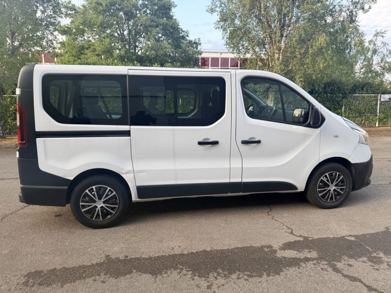 RENAULT TRAFIC 9 PLACES ENERGY LIFE 1.6 DCI 125CH PREMIERE MAIN