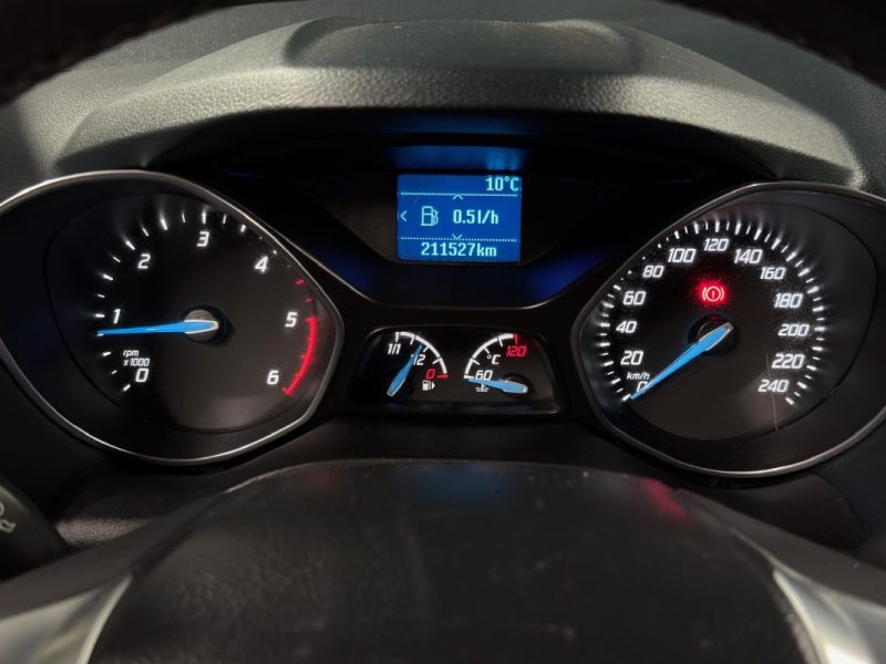 FORD C-MAX II BUSINESS NAV 1.6 TDCI 115 Cv ATTELAGE / 5 PLACES BVM6 CRIT AIR 2