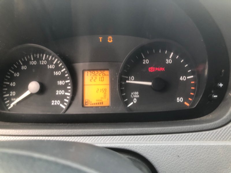 MERCEDES VITO 111 CDI 2010 179000 KM