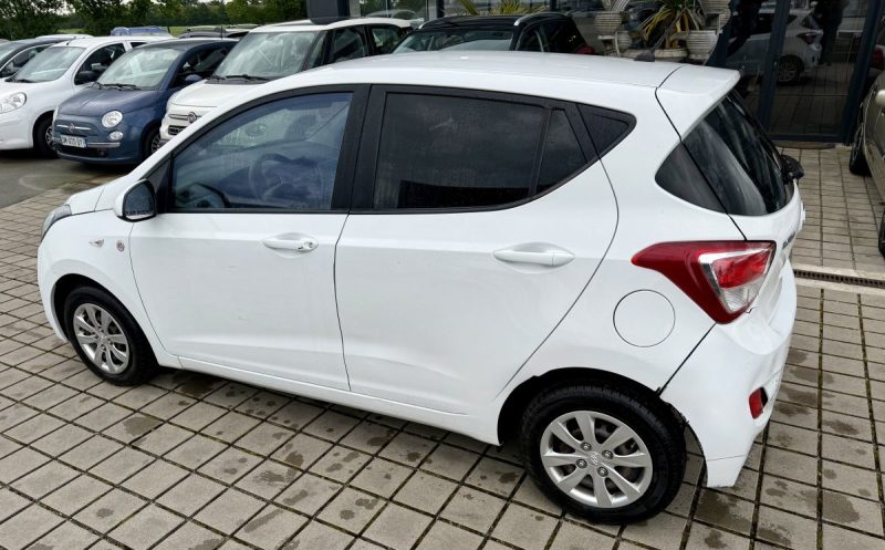 HYUNDAI I10 1.0 66CH BLUE DRIVE SL EA SPORTS 2015