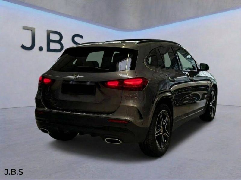 MERCEDES-BENZ GLA 220 D 4MATIC AMG LINE / AMG LINE PREMIUM PLUS 2025