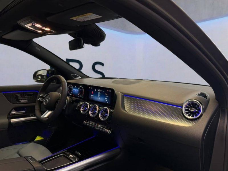 MERCEDES-BENZ GLA 220 D 4MATIC AMG LINE / AMG LINE PREMIUM PLUS 2025