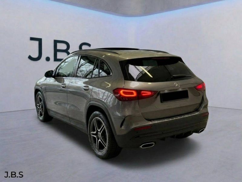 MERCEDES-BENZ GLA 220 D 4MATIC AMG LINE / AMG LINE PREMIUM PLUS 2025