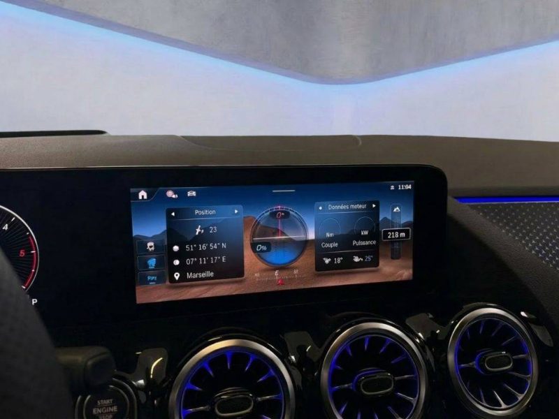MERCEDES-BENZ GLA 220 D 4MATIC AMG LINE / AMG LINE PREMIUM PLUS 2025