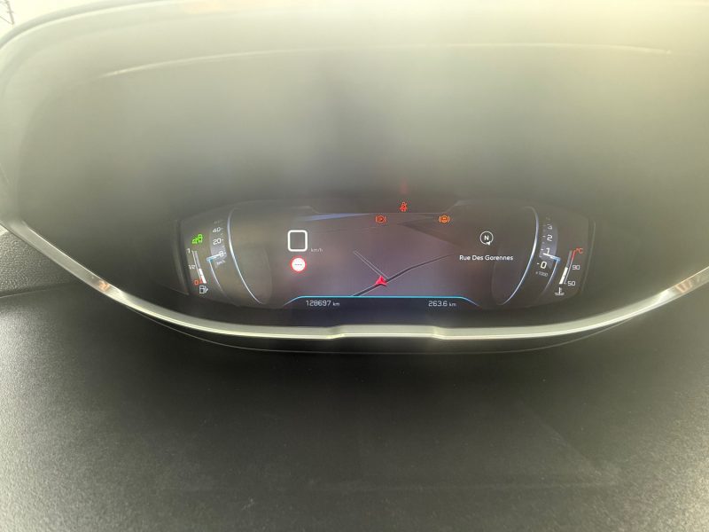 PEUGEOT 3008 PHASE 2 1.2I - 12V TURBO 130CV 2018