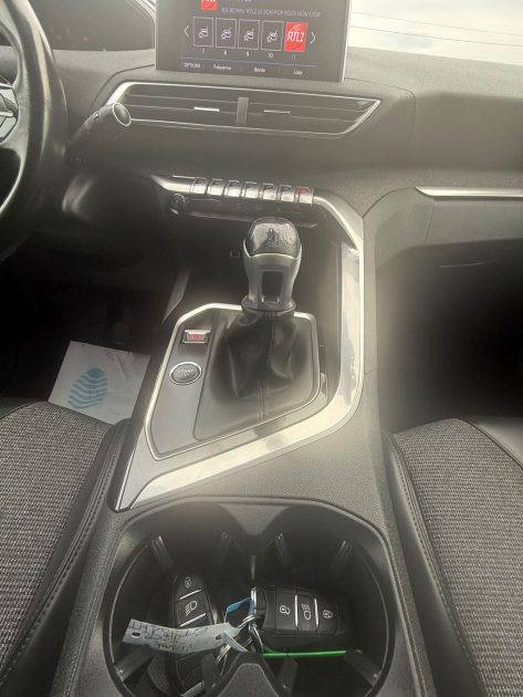 PEUGEOT 3008 PHASE 2 1.2I - 12V TURBO 130CV 2018