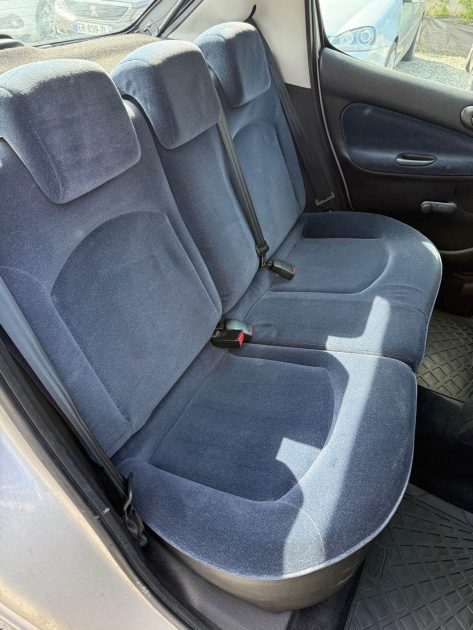 PEUGEOT 206 1.4I 75 2001