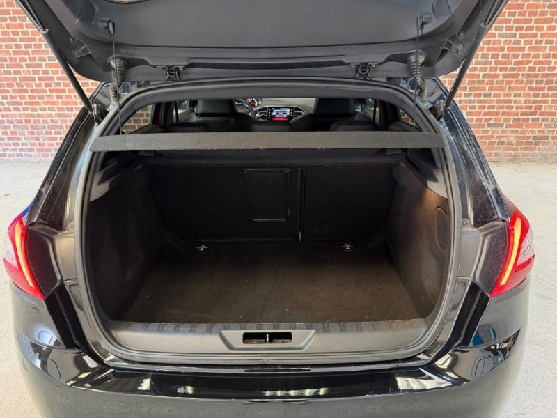 Peugeot 308 II 1.6 THP 270ch S&S GTI | Coupe Franche | Denon | Alarme