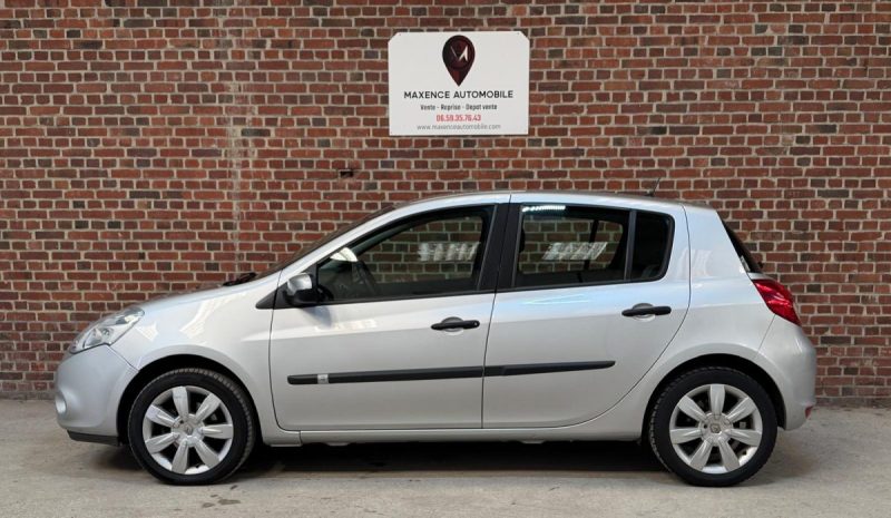 Renault Clio III 1.2 100ch Expression Clim | Suivi Renault